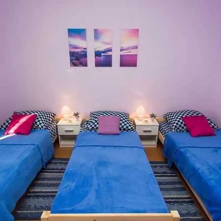 Two Bedroom Apartament Kaštela